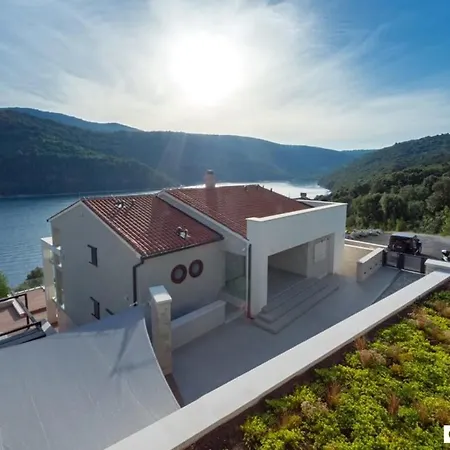 Vlastelini Ii Villa Sveta Marina